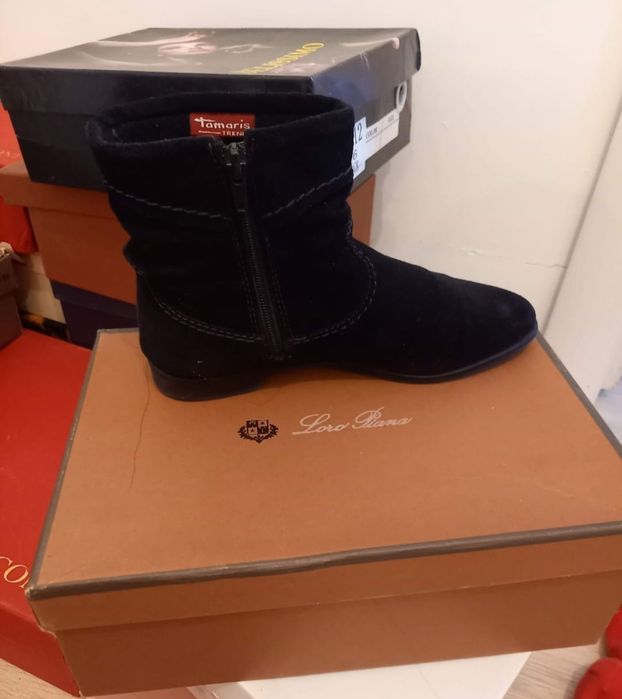 Продам сапоги от Basconi  и Tamaris