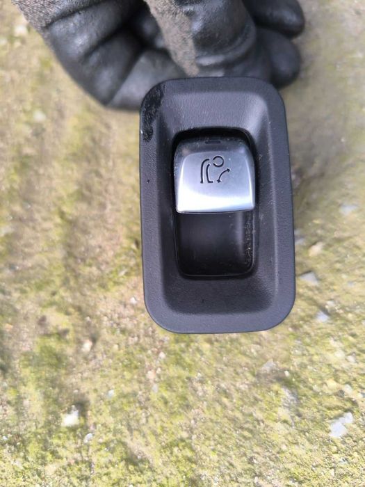 Теглич електрически за Mercedes-Benz С205 комби 2015г