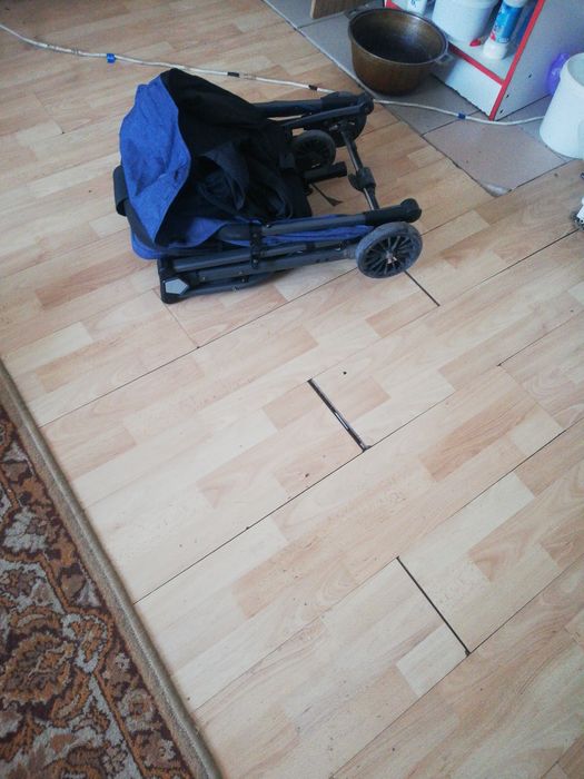 Продаю детскую коляску