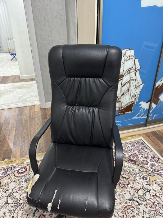 Кресло кожанная