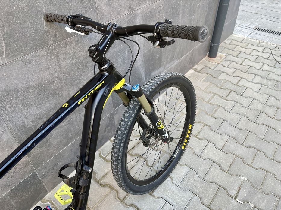 Giant anthem 2 L/27.5