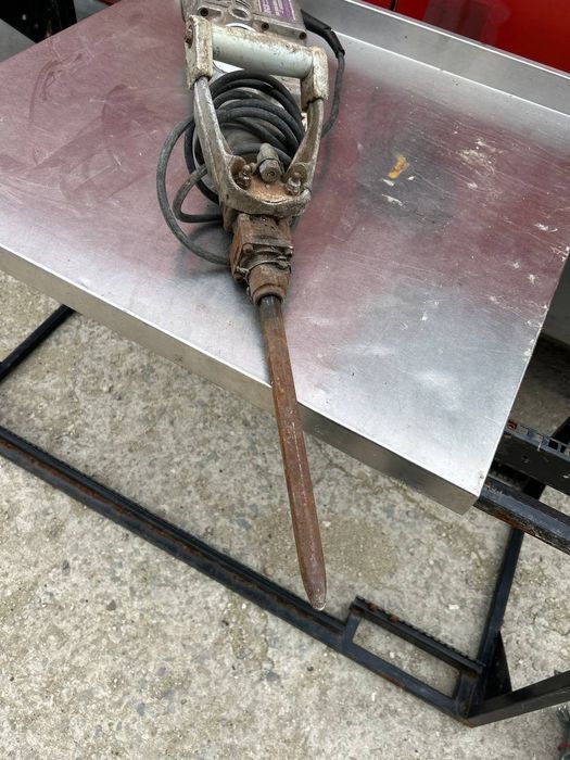 Канго,къртач на токмн мощен 2200 вата