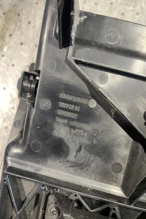 Usa torpedou 107713 11 BMW Seria 6