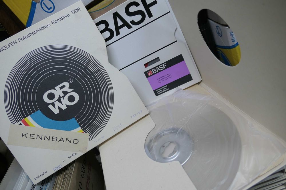 Banda CAPETE Magnetofon ORWO KENNBAND 1000m 26,5cm TYP 702 708