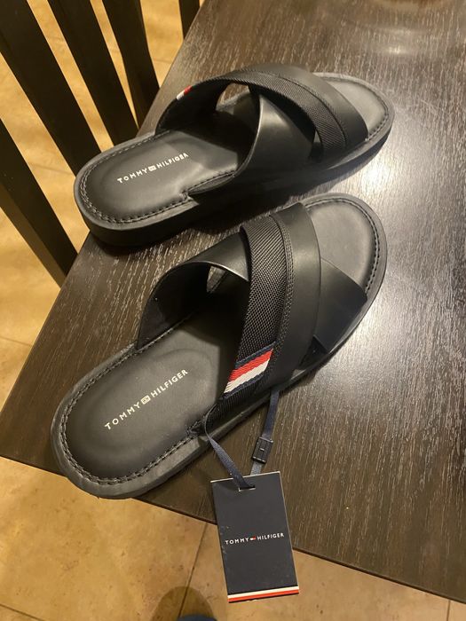 Vind sandale piele tommy noi marimea 43