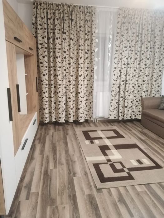 Inchiriez garsoniera