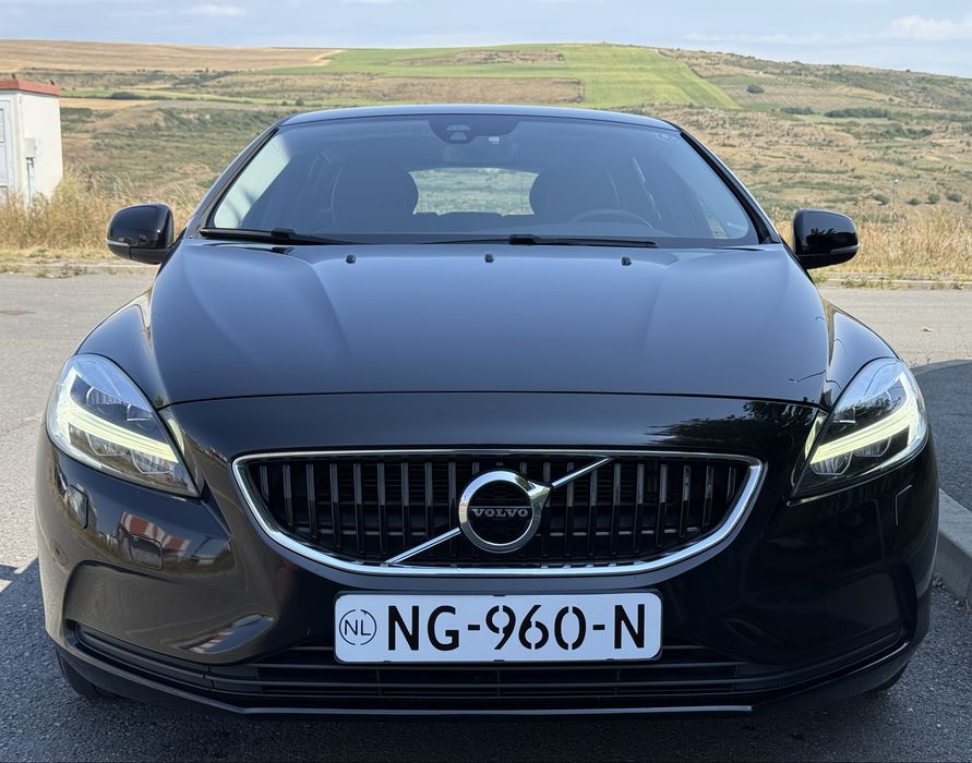 Volvo V40 2.0 diesel 120 CP 2017/02 Facelift
