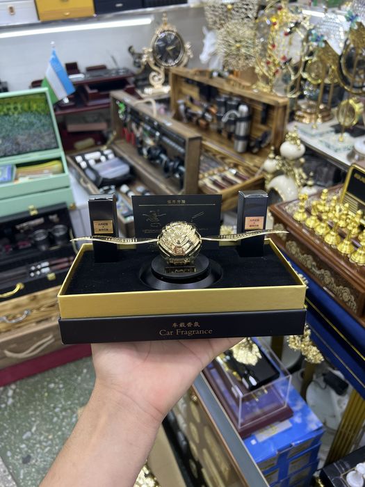 Украшение для автомобиля на солнечной батарее, ароматерапия