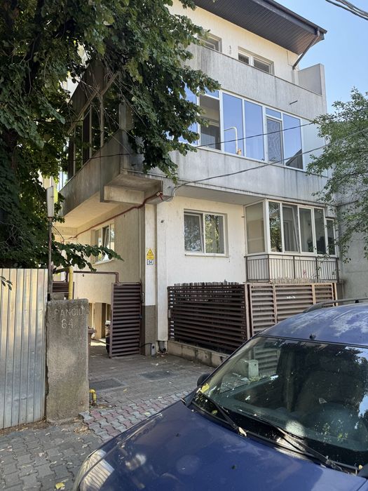 Apartament 2 camere în bloc cu curte interioară | Parter înalt | Centrală proprie – Bucureștii Noi, Sector 1