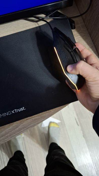 Комплект клавиатурата и мишка