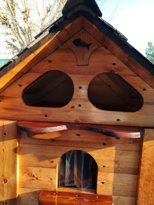 Двухэтажный дом с мансардой.