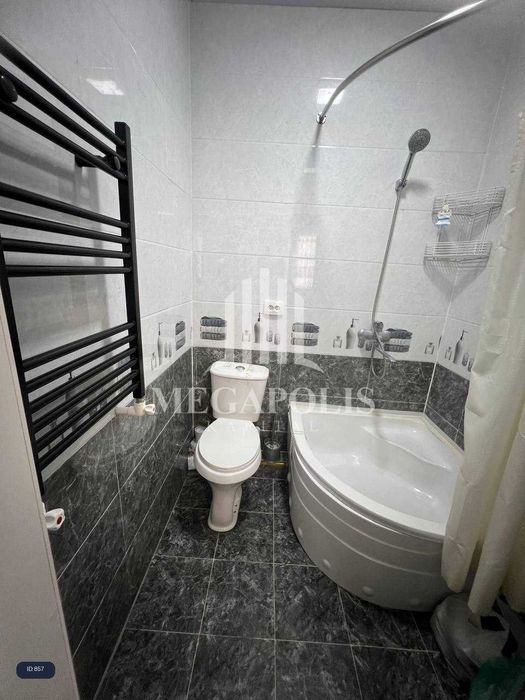 BUXORO, GOR. GAZDA ARZON NARXDA 3 xonali kvartira sotiladi. №857