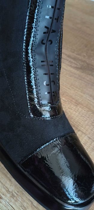 Ботуши Hispanitas