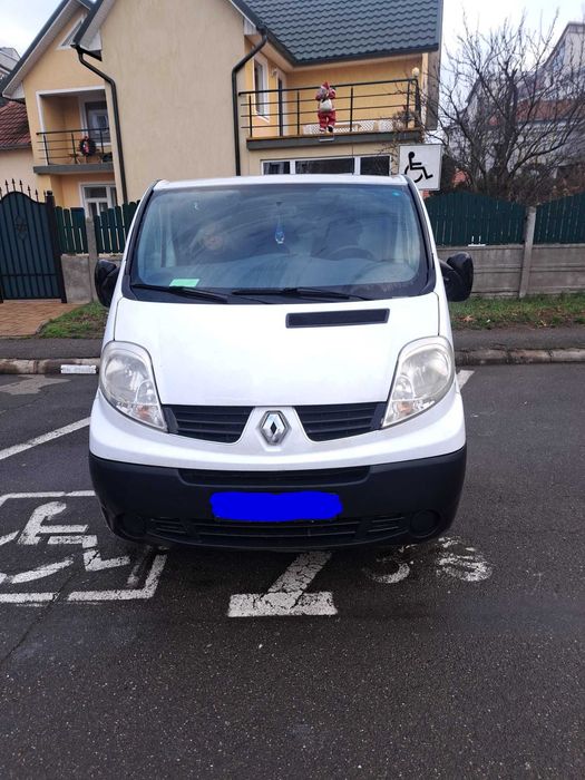 RENAULT Trafic 2011 — imagine 3