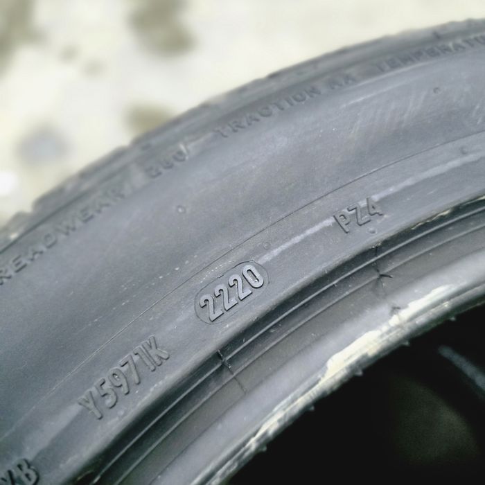 2x 315/35/20 VARA PIRELLI NOI Stare noi