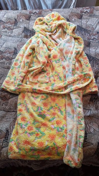 Махровый халат (размер XL) б/у, Турция, продам.