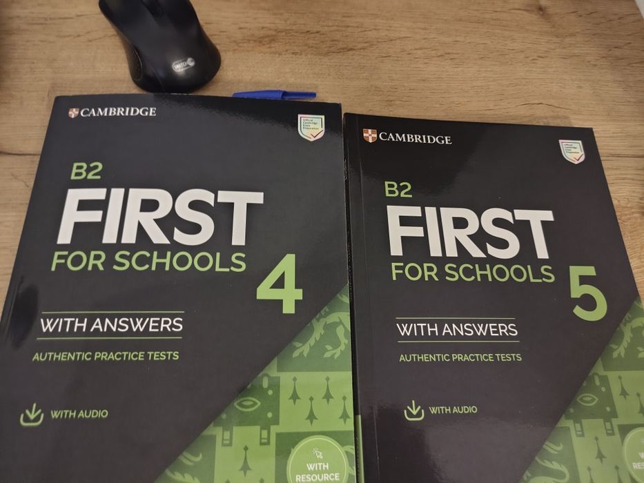 2 cărți B2 Cambridge
