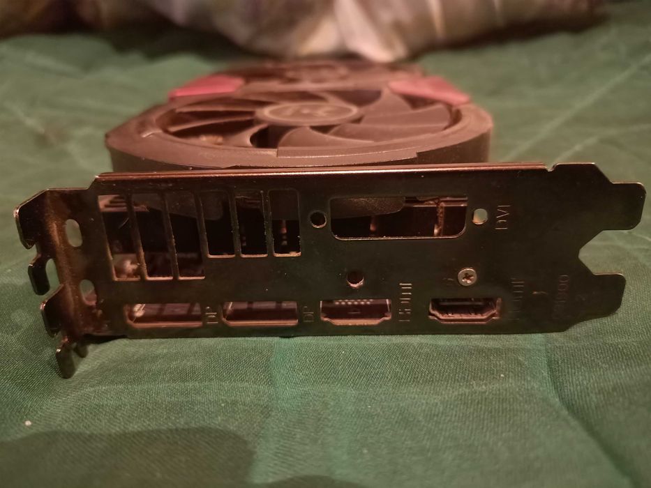 Видеокарта Radeon RX 570 4gb