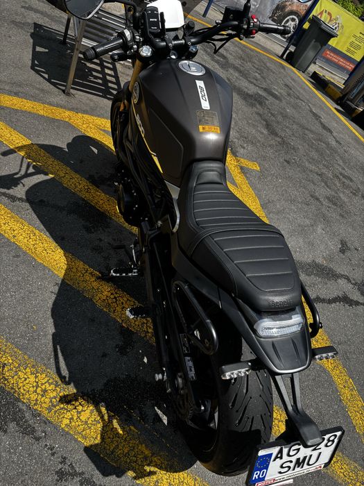 Benelli Leoncino 800 - 2022