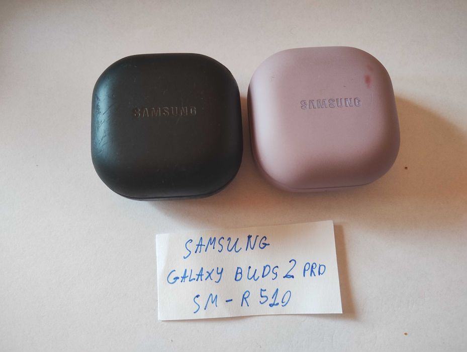 Samsung Galaxy Buds 2 Pro SM-R510 зарядна кутия