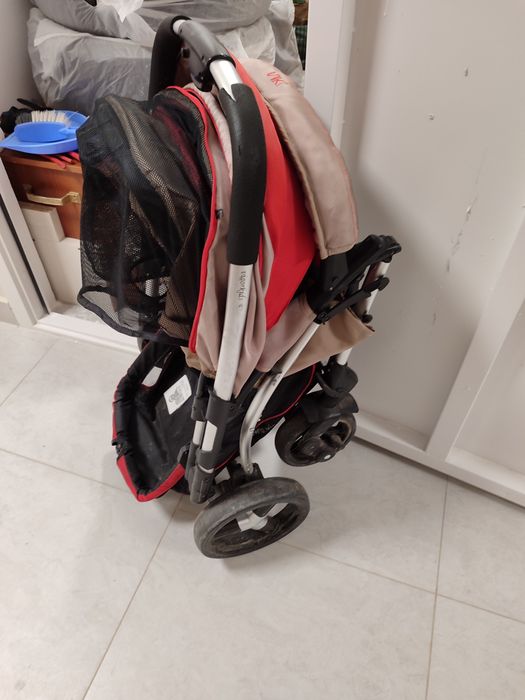 Коляска детская прогулочная