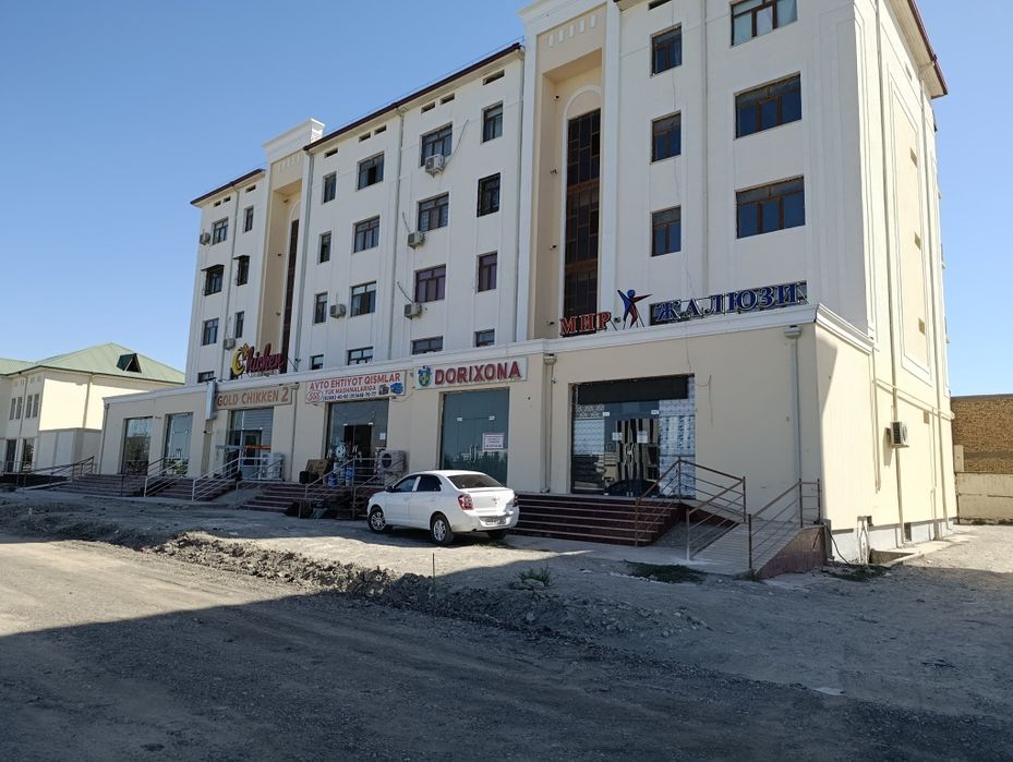 Магазин сотилади 80 м2