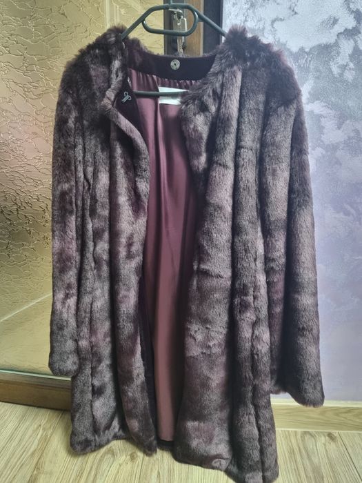 Haina blana dama