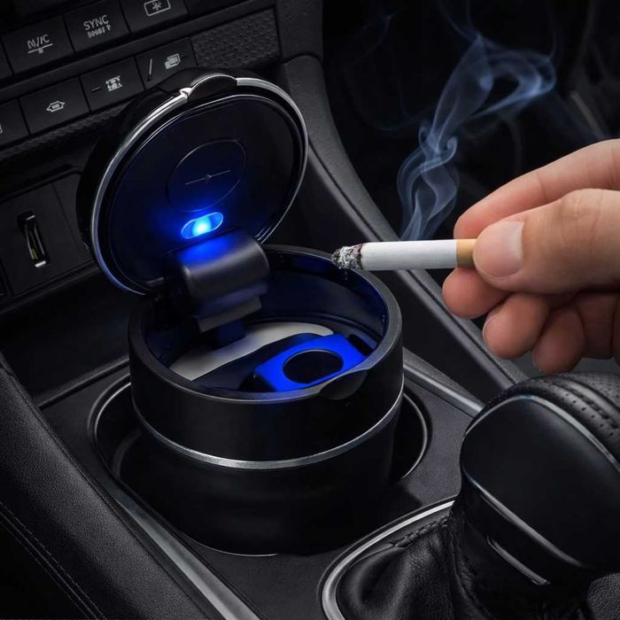 Пепелник за автомобил-LED осветление, 7x8см и 9x8см