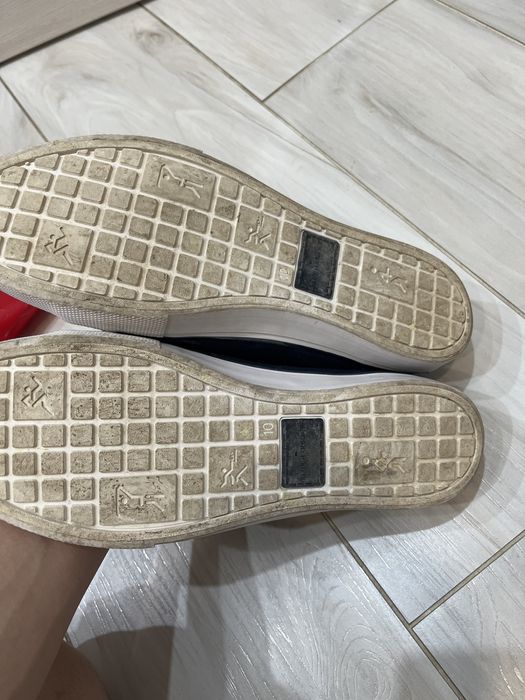 Кроссовки и Туфли