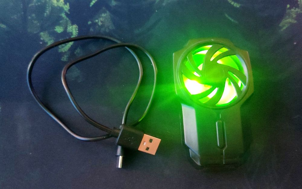 Игровая приставка + Куллер для телефона