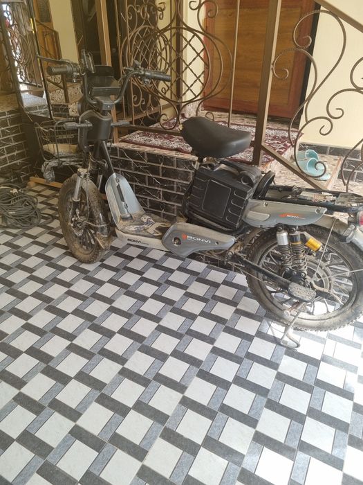 Velo skuter sotiladi