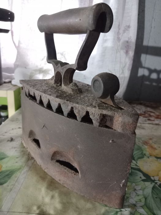 Rîșnițe și fier de călcat