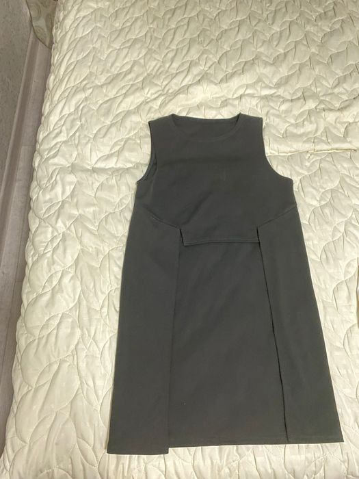 Продам модные одежды 44