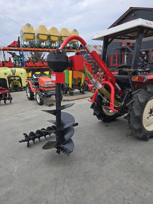 Burghiu agricol  tractor japonez