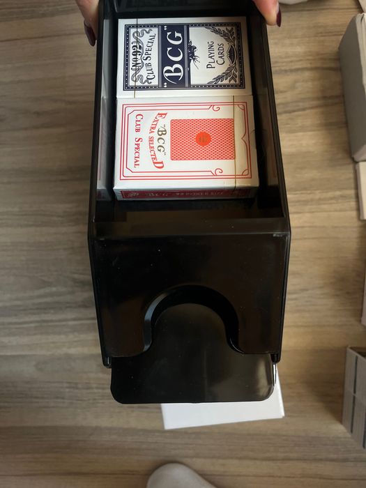 Поставка за игрални карти Relaxdays  за Блекджек и Покер