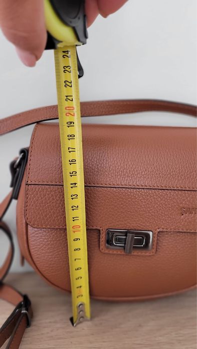 Poseta piele culoare camel