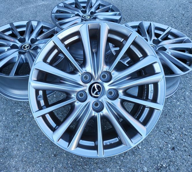 17цола Mazda 5x114.3 Мазда 5х114.3 Оригинални 4бр