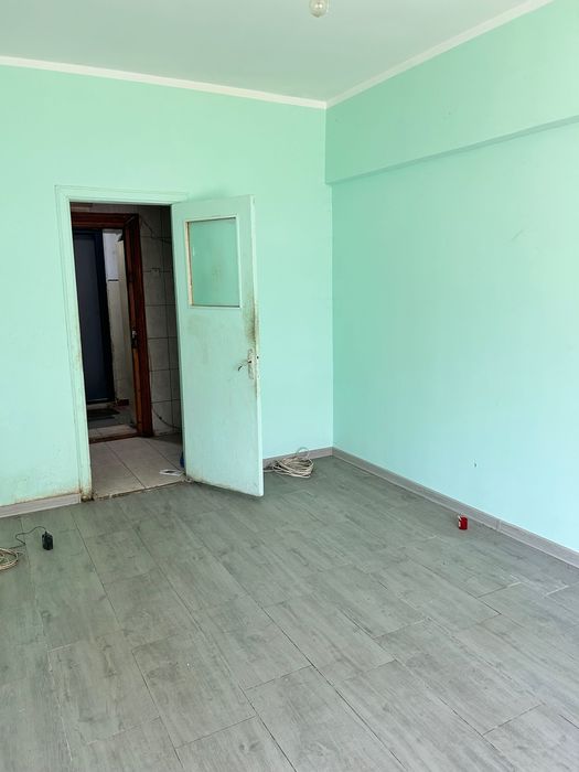 Vând garsonieră port