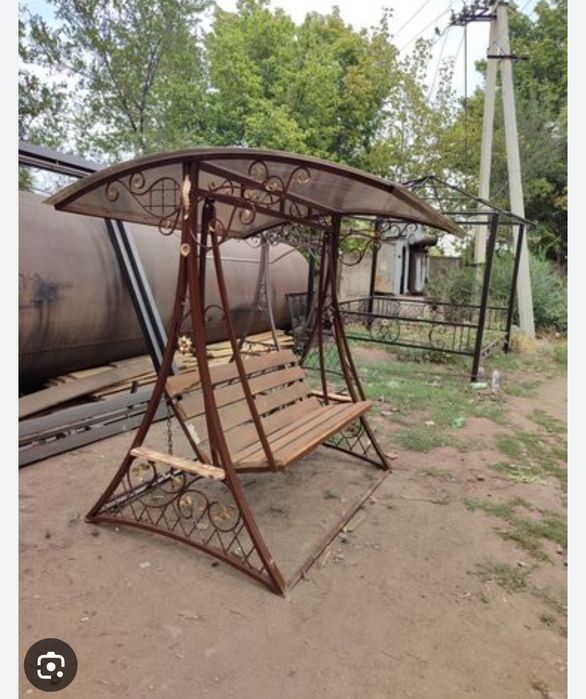 Качели, тапчаны и перила