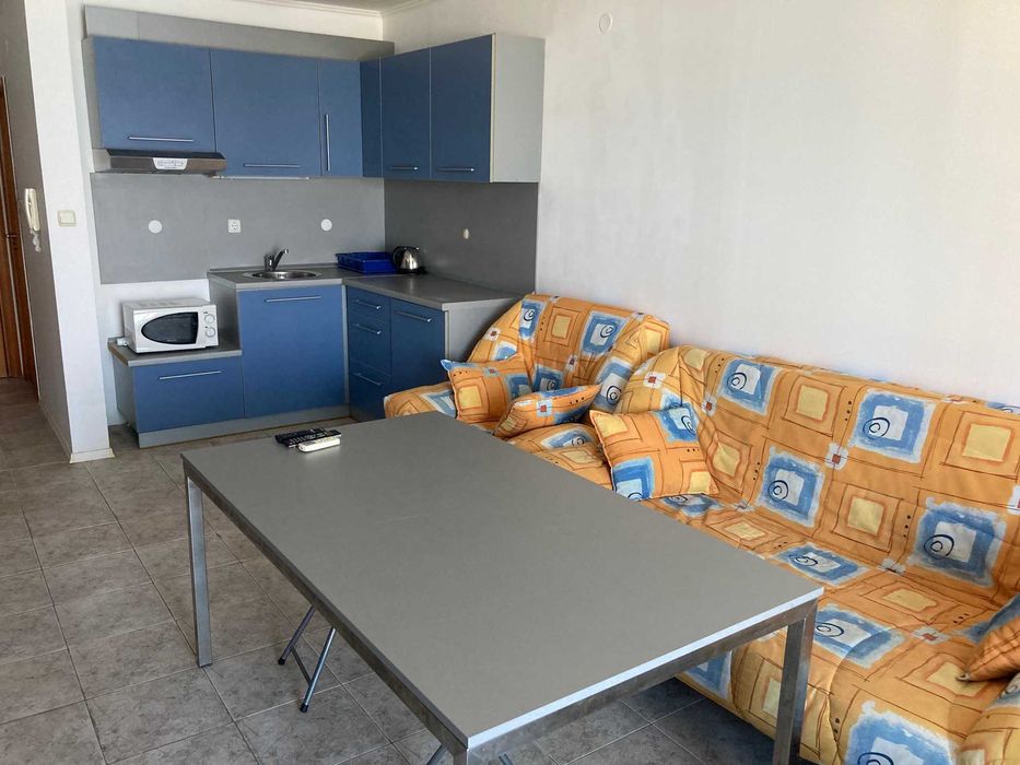 Aпартамент на първа линия на плажа в Свети Влас