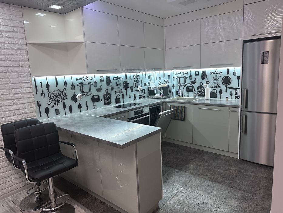 Дава се под наем Двустаен апартамент в Пловдив, Тракия - 60 кв.м за 448.8 € - Снимка #1