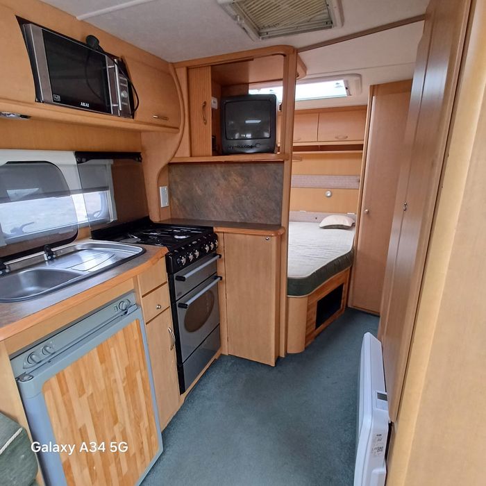 rulota de vanzare Swift 2004 neinmatriculata