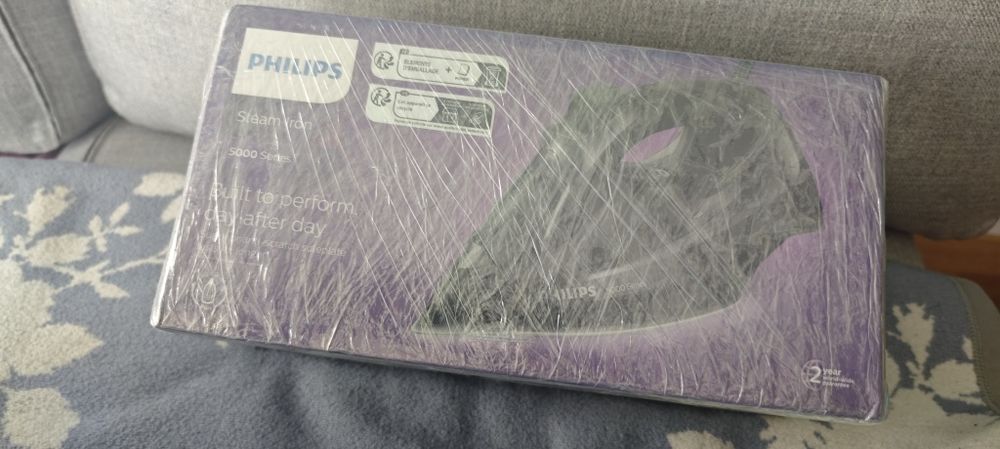 Ютия Philips Series 5000 - DST5040/80