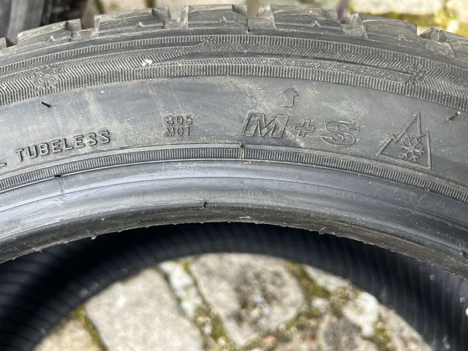 Гуми 235/45/17 TOURADOR дот 24