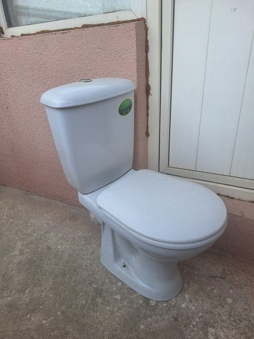 Продам Унитаз б\у