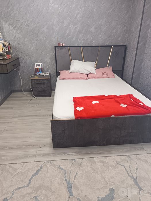 Kv bor srochna 2 ta qiz olinadi