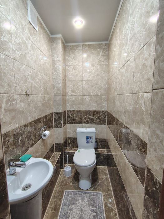 Продам 2хком квартиру район Азии.