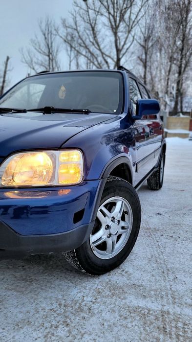 Продам Хонду CR-V.