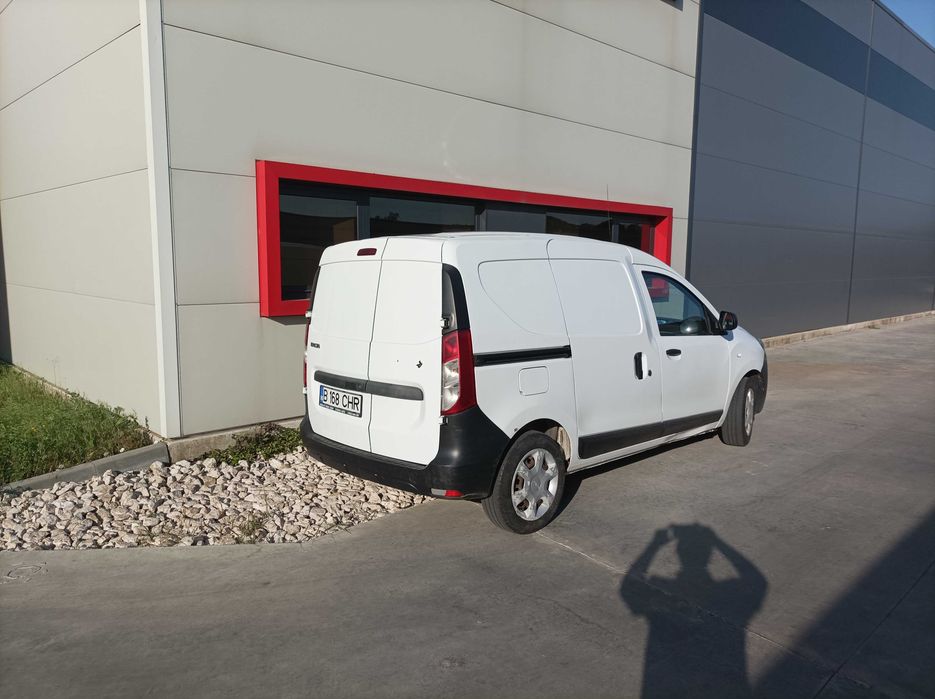 Vând autoutilitară Dacia Dokker 1.5 dci, 75 CP, an fabricație 2012