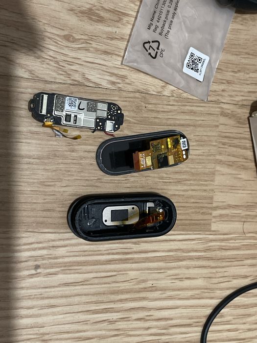Smartwatch Mi Band 6 defecte la cutie ( retururi )